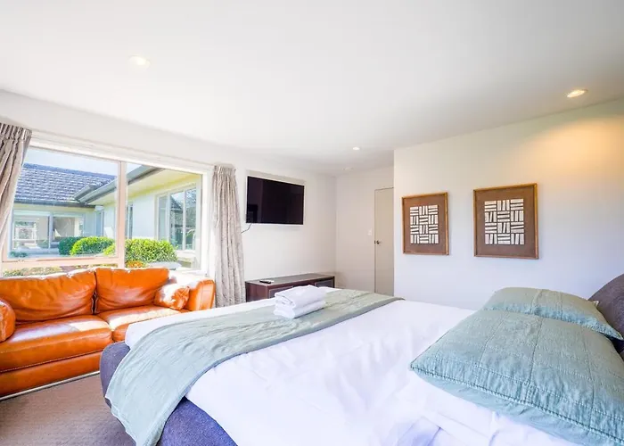 Stunning And Spacious 5-bedroom In * Rotorua