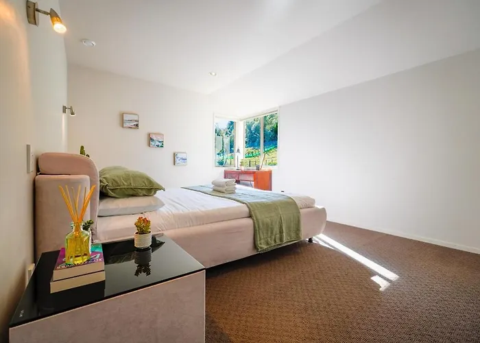 Stunning And Spacious 5-bedroom In Vakantiehuis *